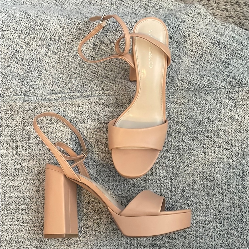 Vince Camino Tan platform Block Heels